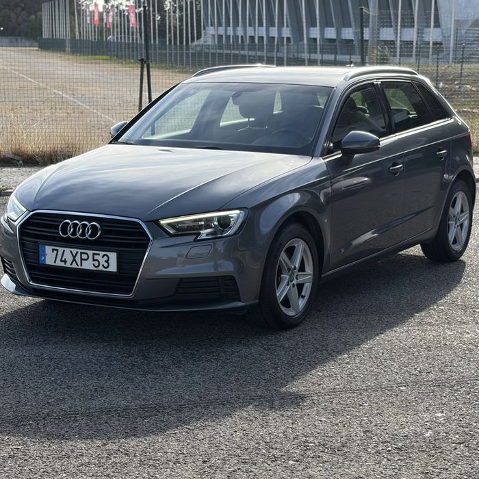 Audi A3 1.0 TSi S-Tronic 2019 Nacional DESDE 259€ mês