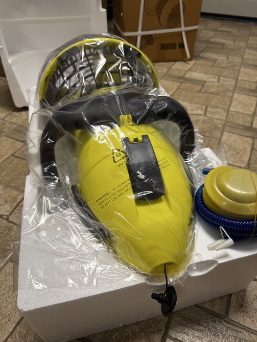 Skuter podwodny Hecht 4499