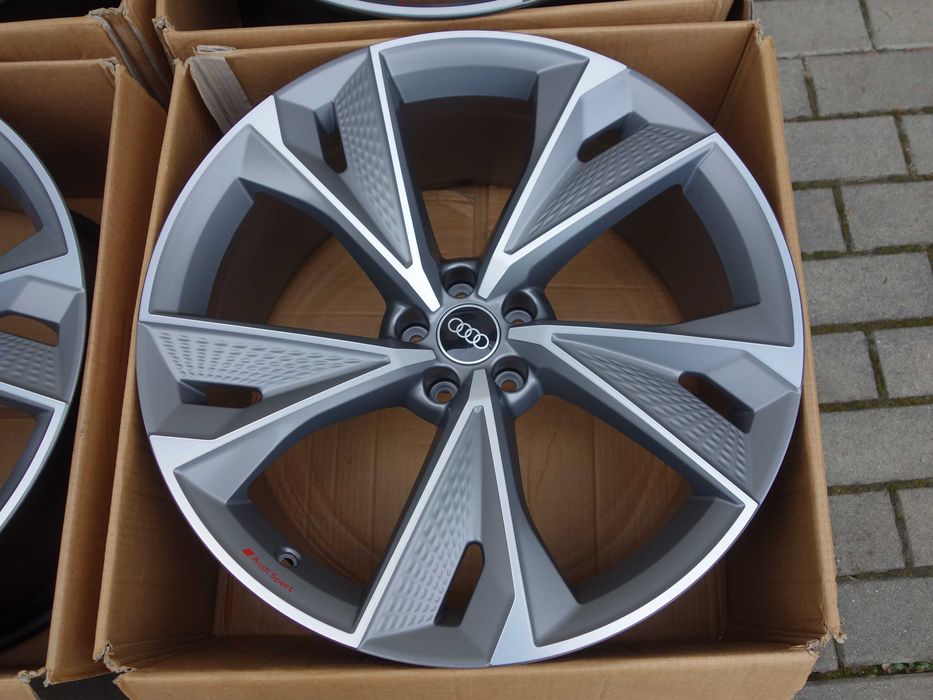 Felgi AUDI RS7 RS6 Q7 Q8 SQ7 SQ8 RSQ8 4K0 22'' Audi Sport Oryginalne