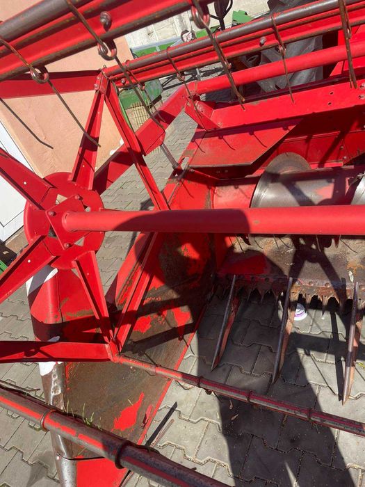 Продам комбайн Массей фергюсон 240