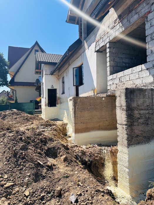 Pan Pianka - Profesjonalne Ocieplenie Poddasza Pianą PUR , posadzki