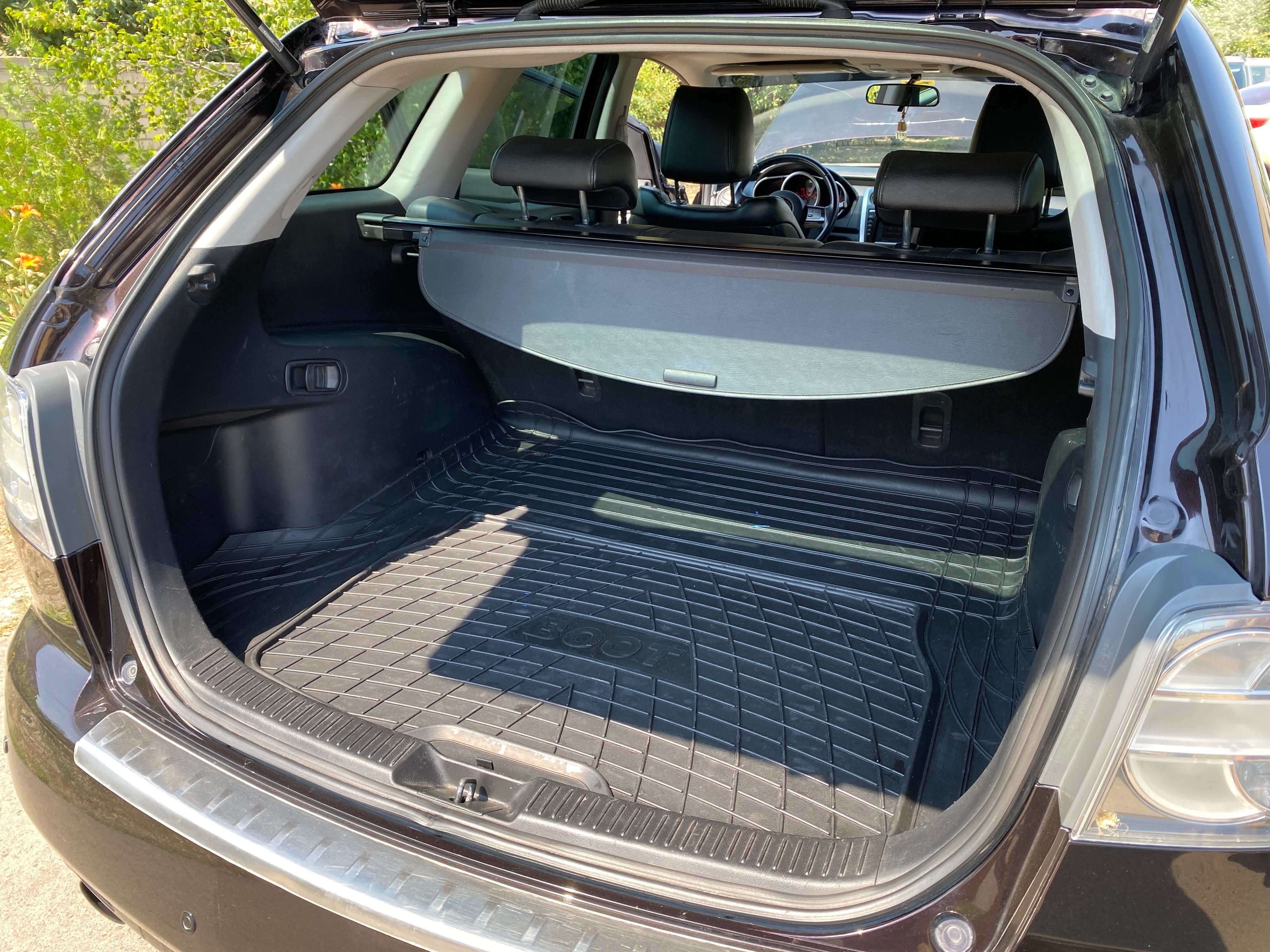 Автомобиль Mazda CX-7