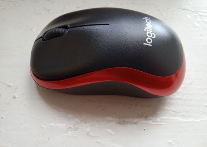 Мишка бездротова Logitech M185