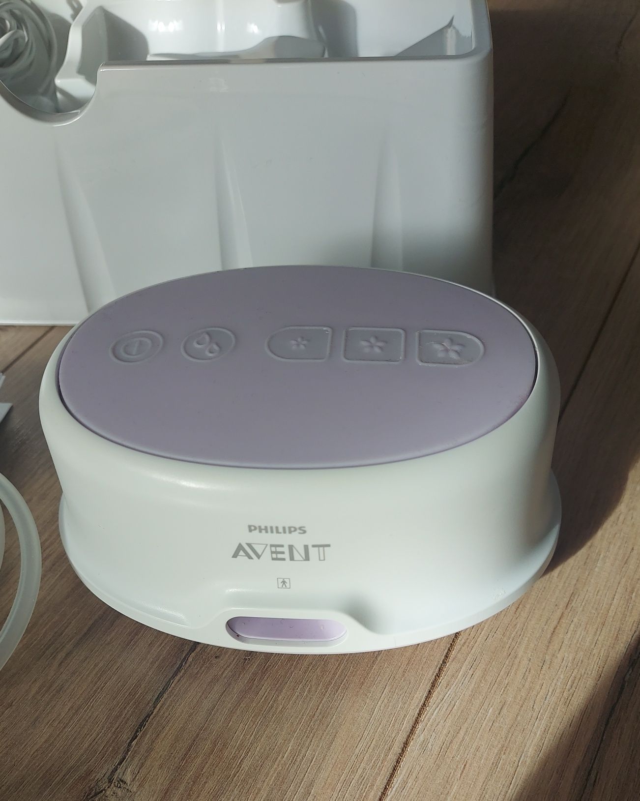 Philips Avent laktator elektryczny
Pojedynczy laktator elek
