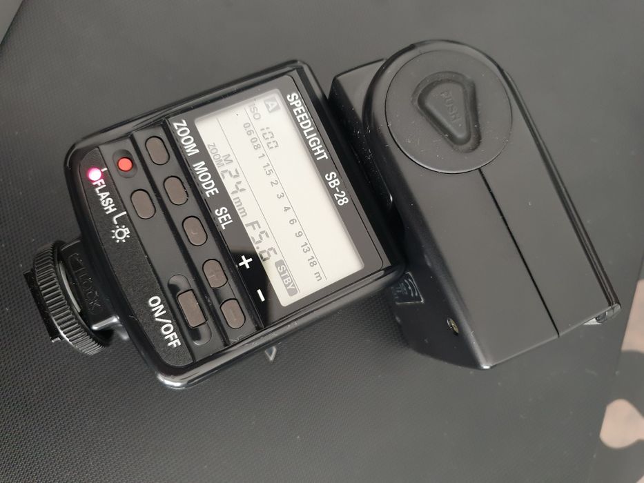 Nikon sb 28 flash