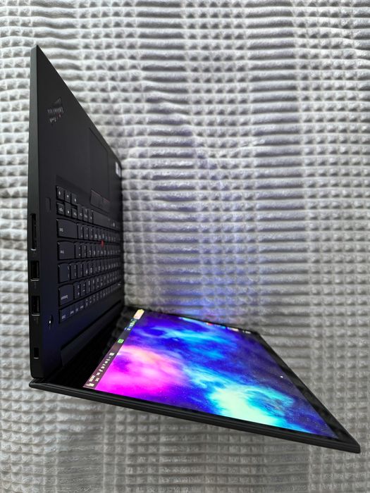 Ноутбук Lenovo ThinkPad P1 | Xeon W-10855M T2000 | 16/512 | 4K OLED