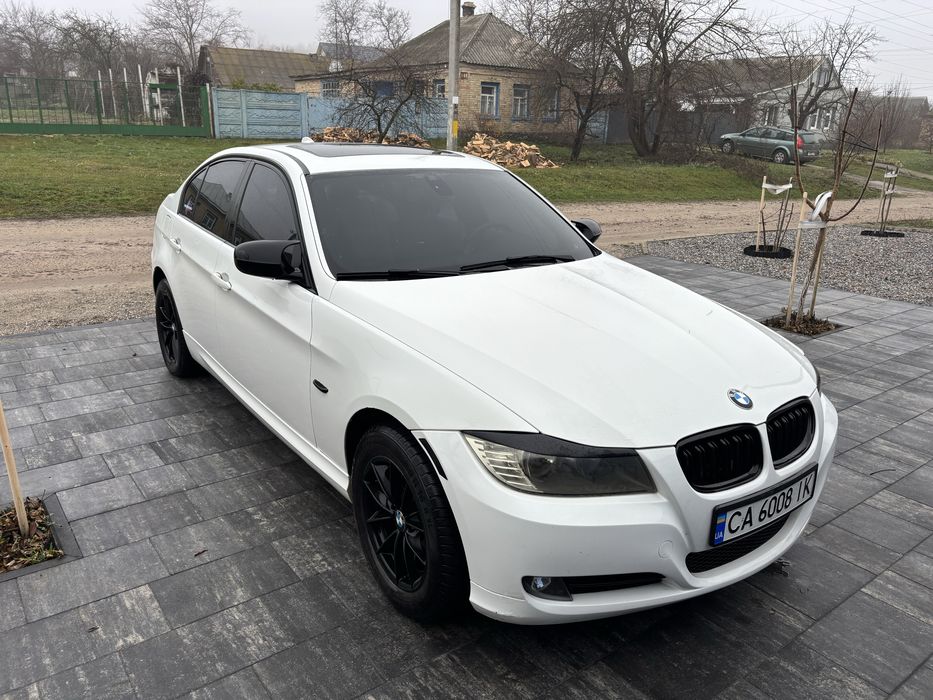 Продам авто Bmw e90