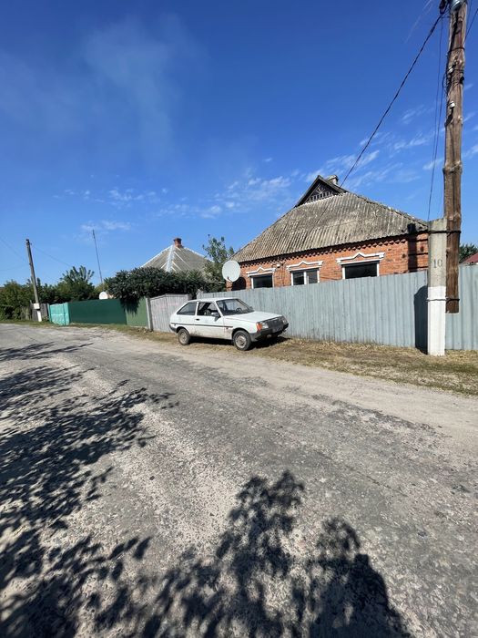 Продам дом поселок Гуты Богодуховский район