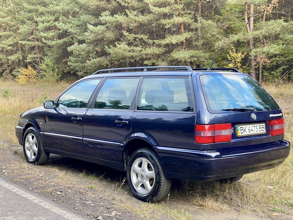 Volkswagen Passat B4 універсал пассат фольксваген