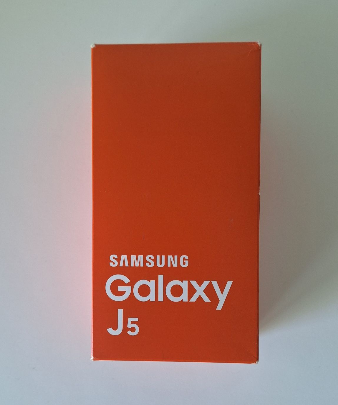 Smartfon Samsung Galaxy J5 SM-J500FN