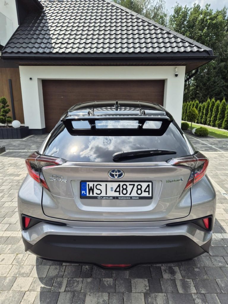 Toyota C-HR 1.8 hybryda. Selection