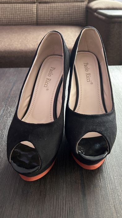 Туфлі жіночі замшеві