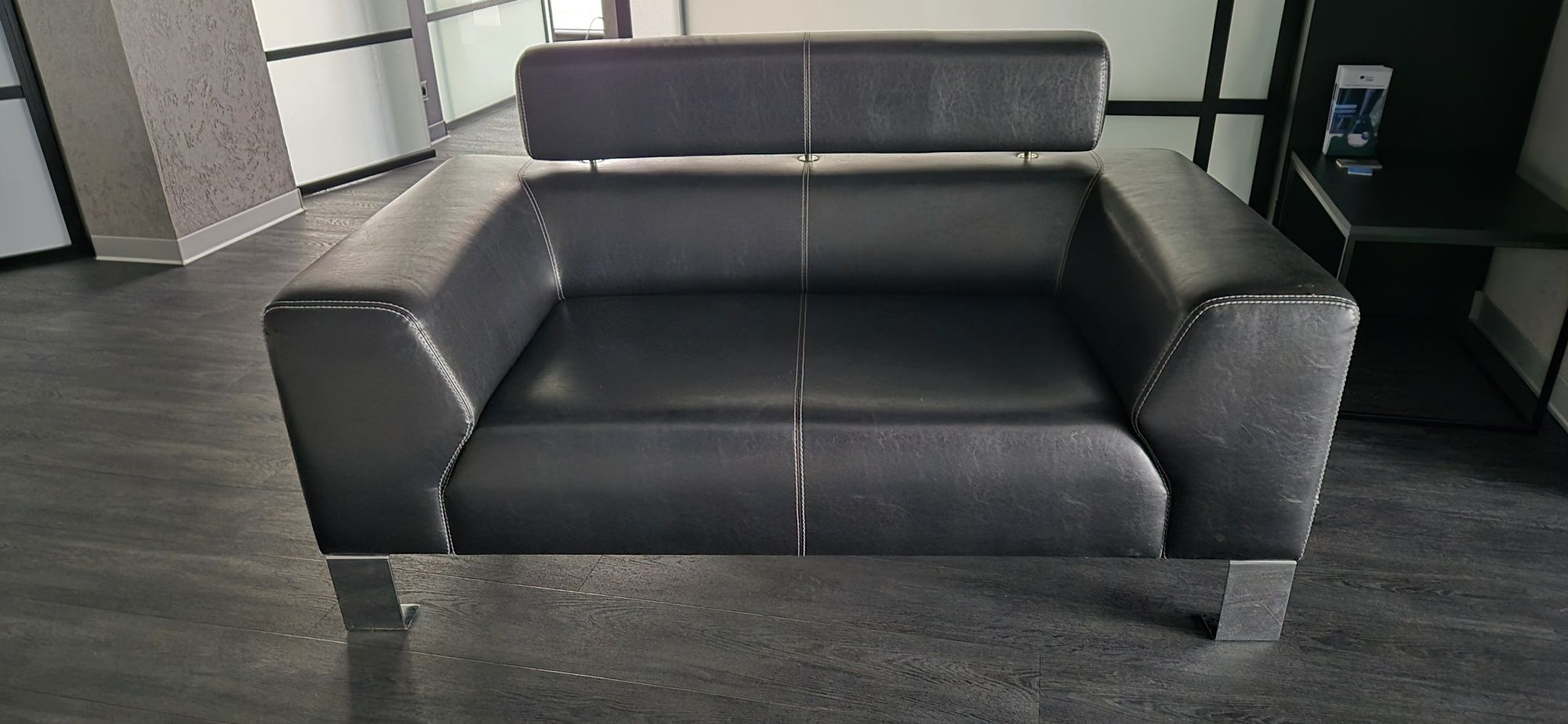 Fotel loft , skóra eko, wysoka jakość - stan perfekcyjny