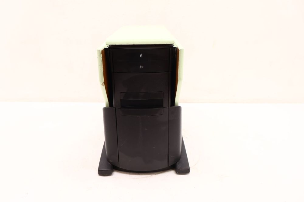 KAMPER PRZYCZEPA KEMPINGOWA STOLIK