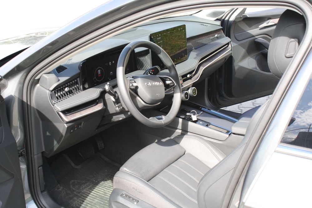 Skoda Superb Combi L&K 2024