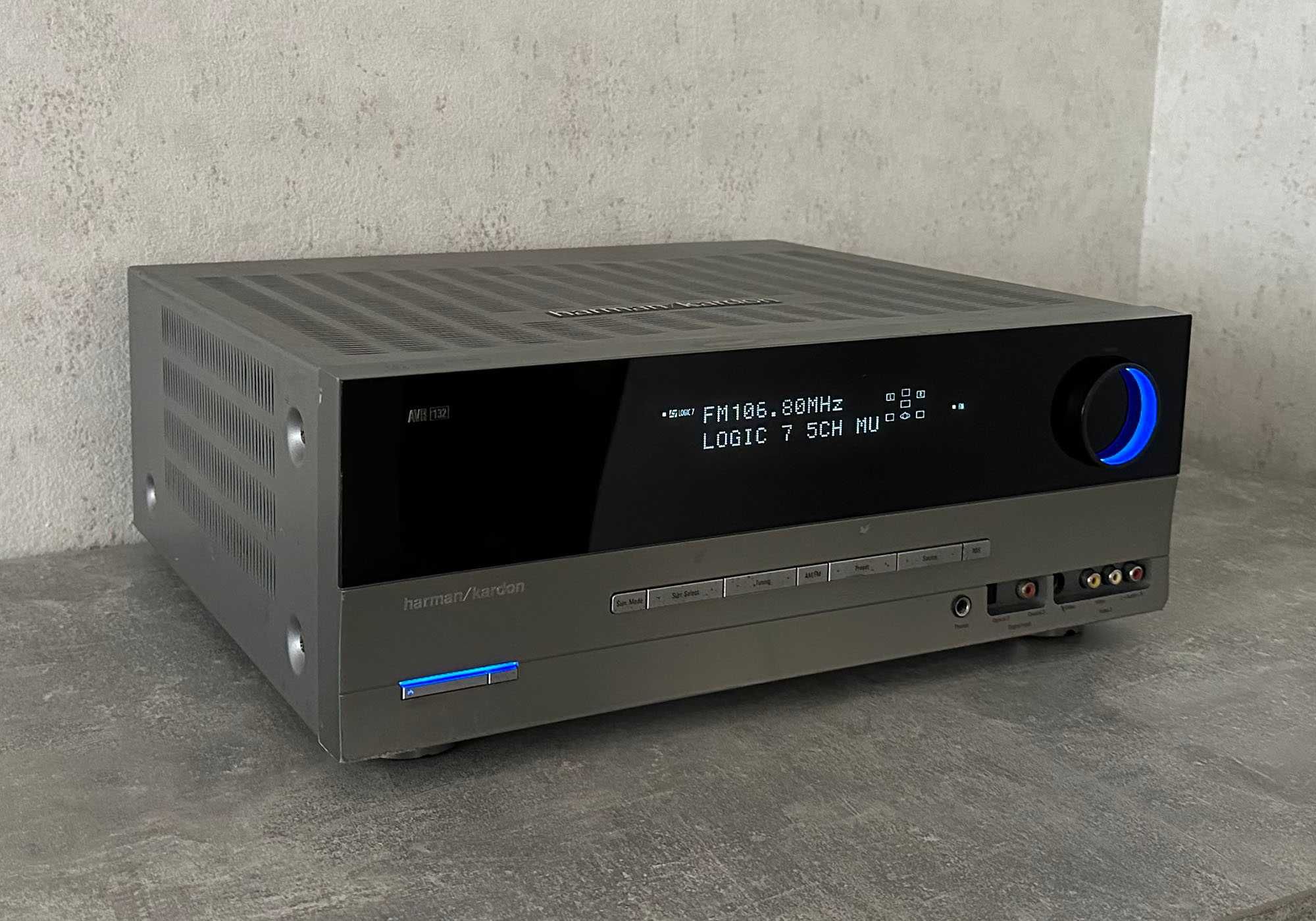 Ресивер Harman Kardon AVR132 (5 × 45 Вт, ЦАП, FM-приймач, БП 580 Вт)