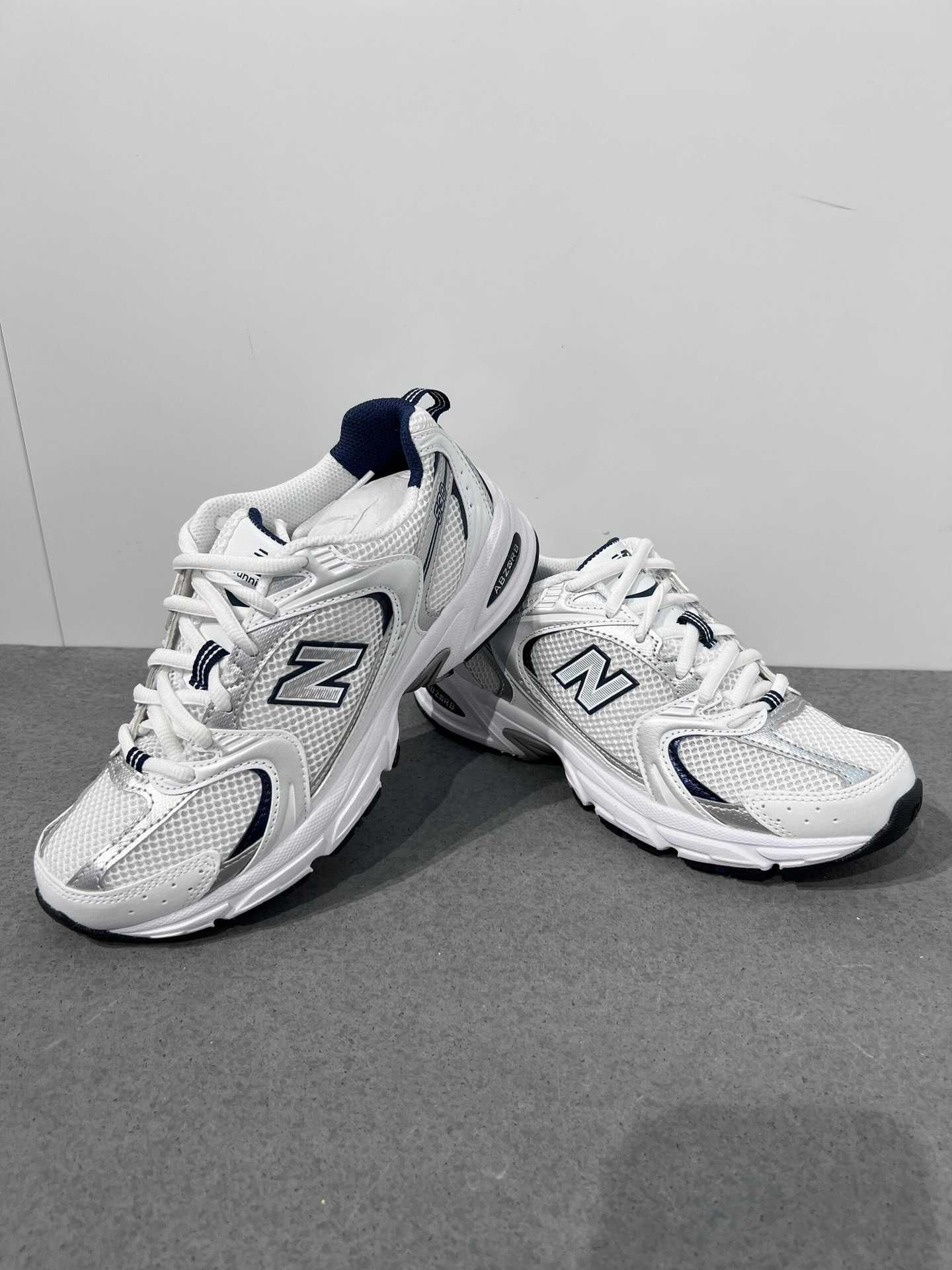 NewBalance530WhiteSilverGranatowy|Męskie i damskie r.41