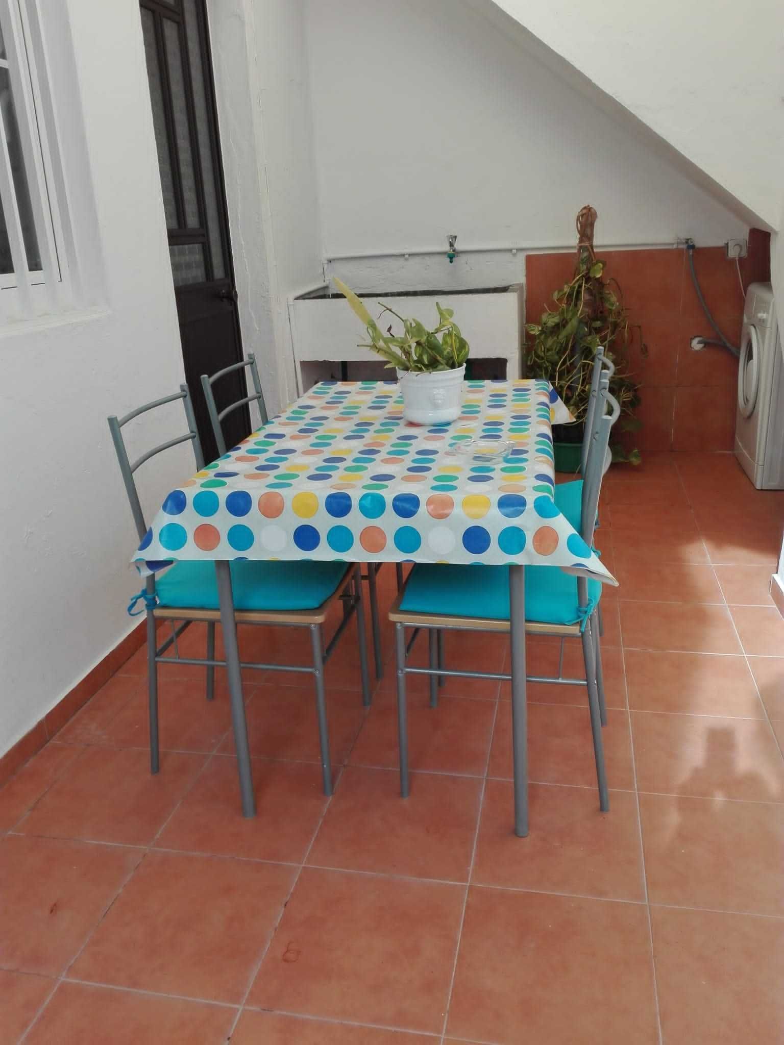 Casa T2 em Vila Real de Santo António, para férias.