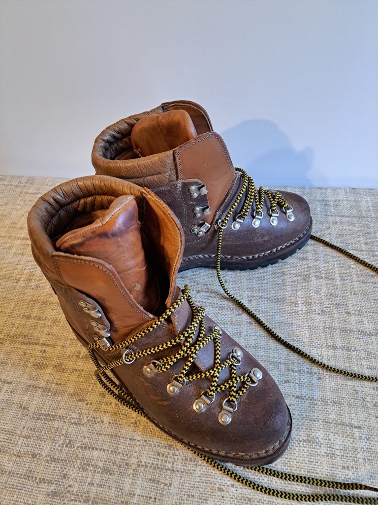 Buty Armond, trekingki, vintage, 43, skórzane