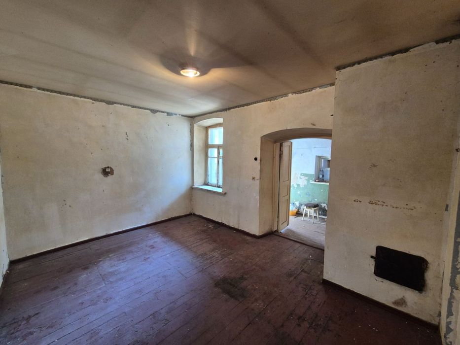 1 кімнатна квартира.М.Садовського/Андріївська