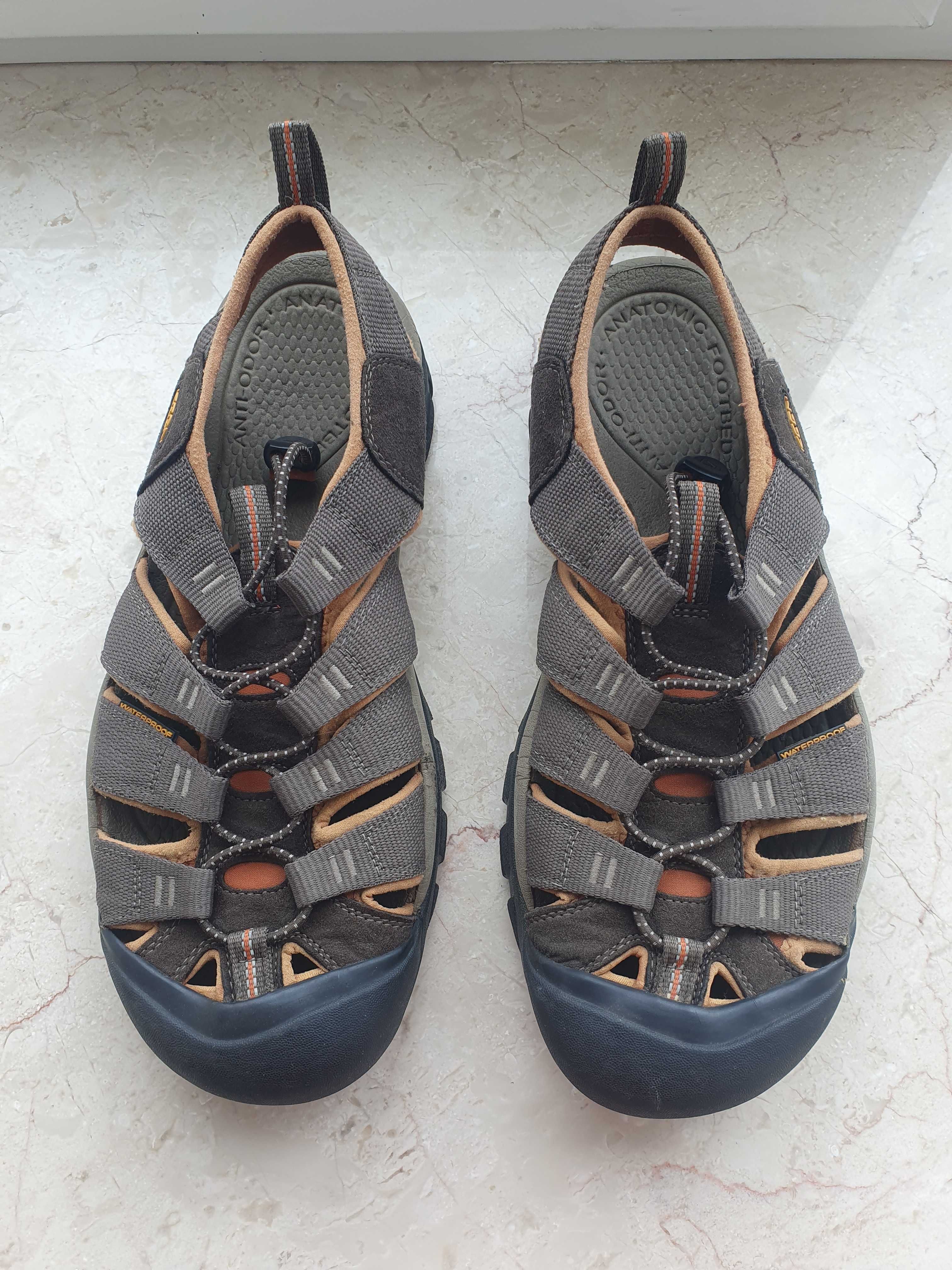 Трекінгові сандалі Keen 44 р