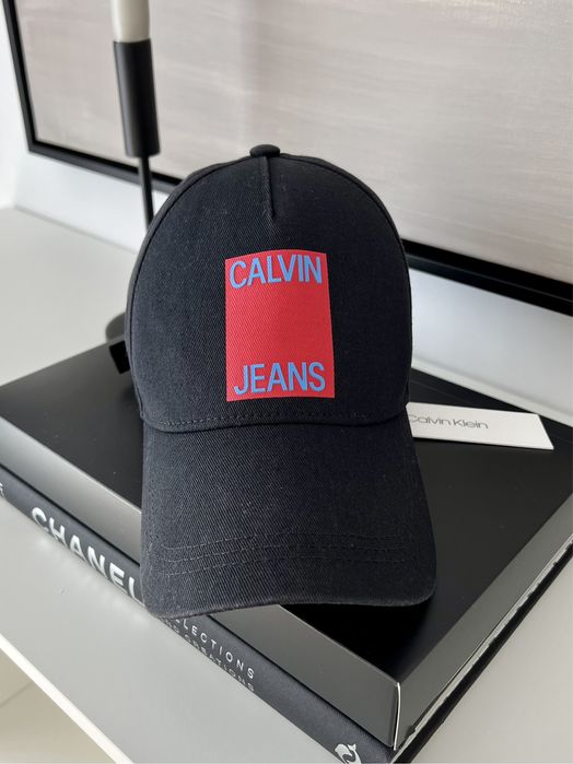 Calvin Klein - czapka z daszkiem, nowa z metką