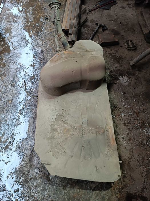 Бензобак Опель Омега А Бак топливный Opel Omega A Универсал Караван