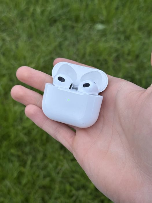 Sprzedam słuchawki AirPods 3
