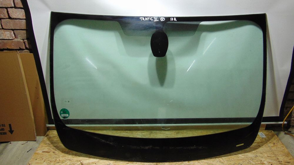 szyba czołowa przednia renault trafic iii 3 sensor