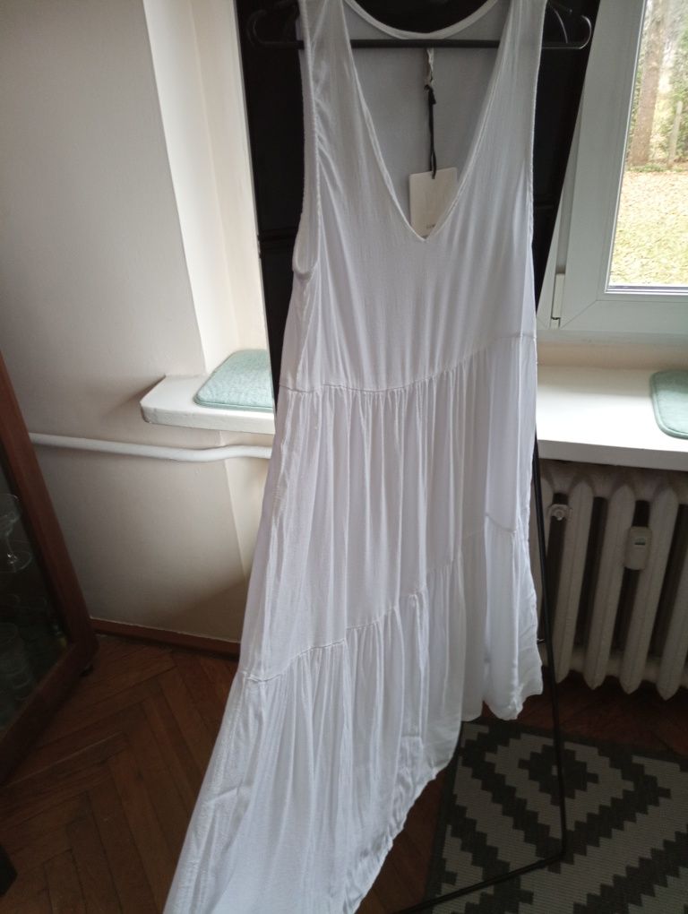 Biała sukienka Lumina