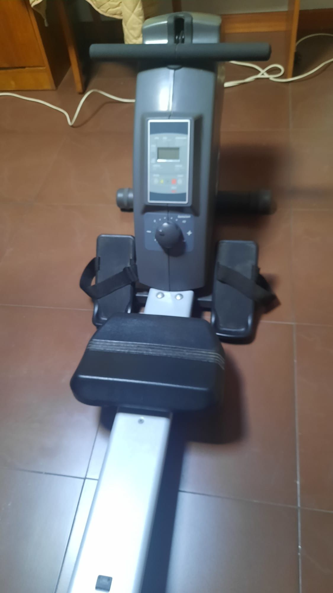 Máquina de remo .em bom estado