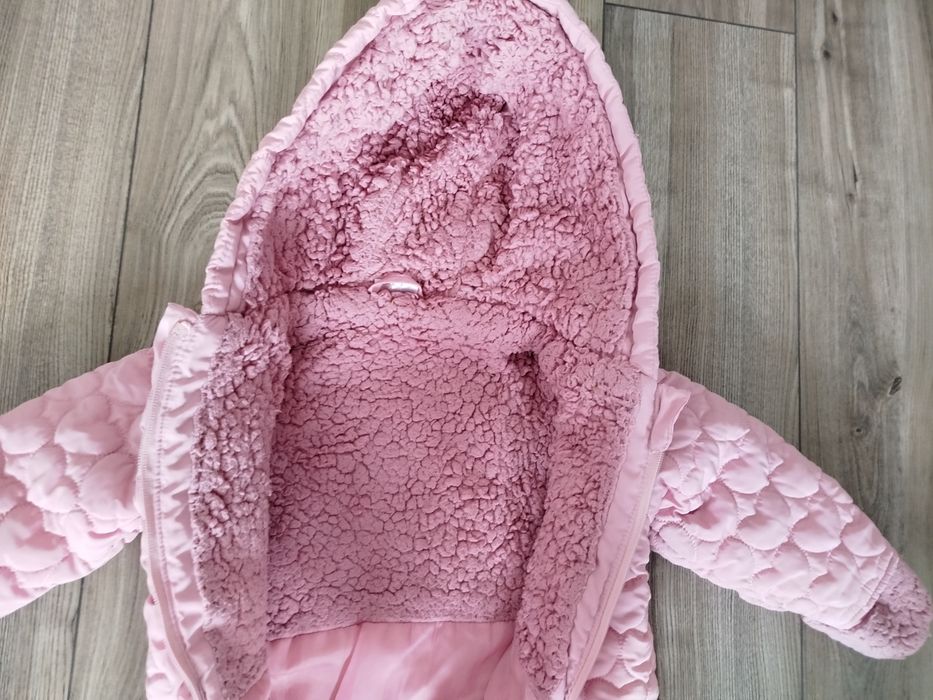 Śliczny ciieplutki kombinezon rozmiar 98 w bardzo dobrym stanie