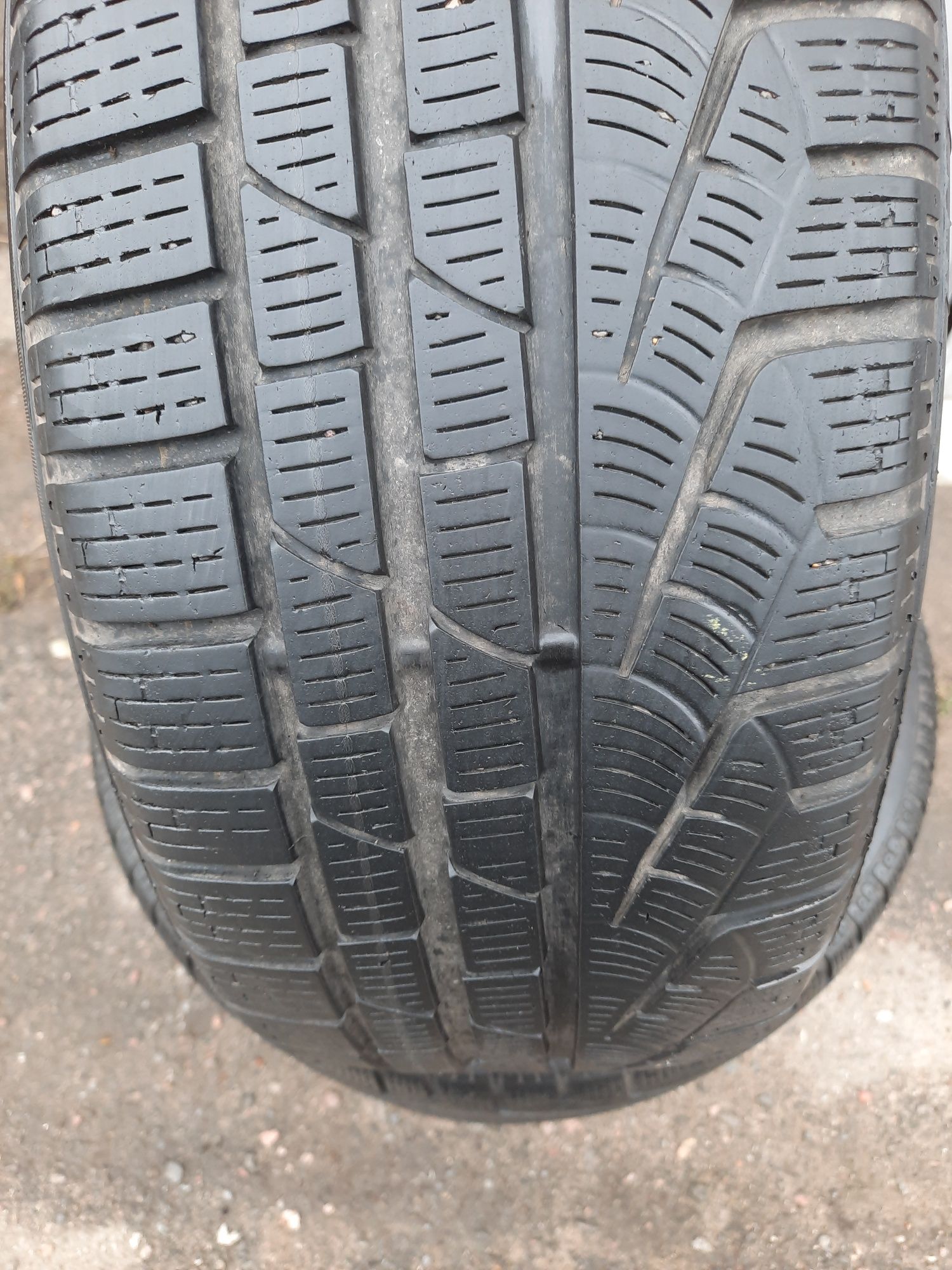 225 50 17 pirelli sottozero 210 serie 2