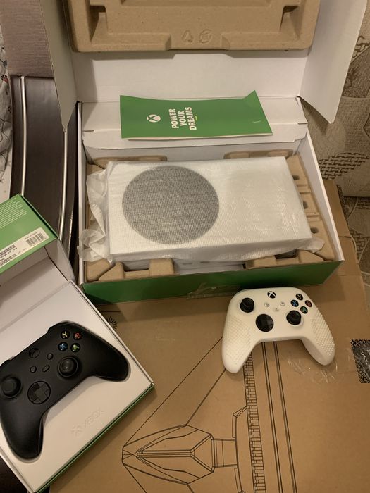 Продаж Xbox series s 512 GB