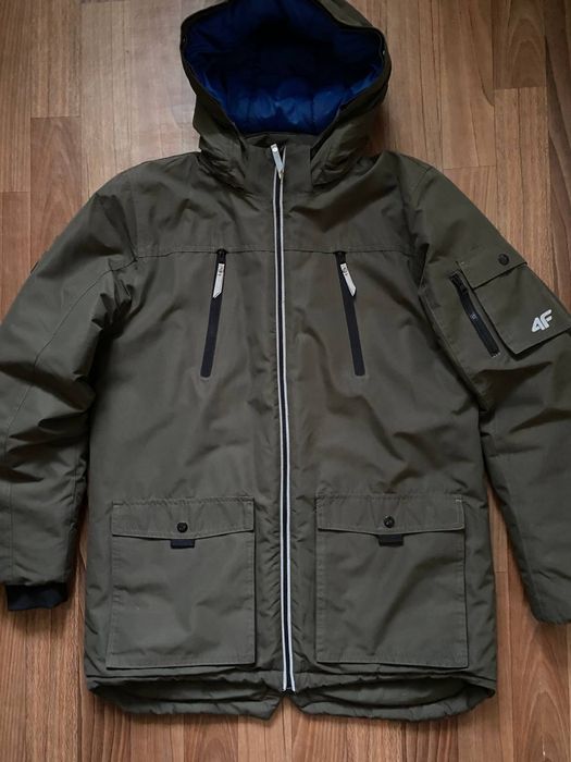 зимняя куртка 4F