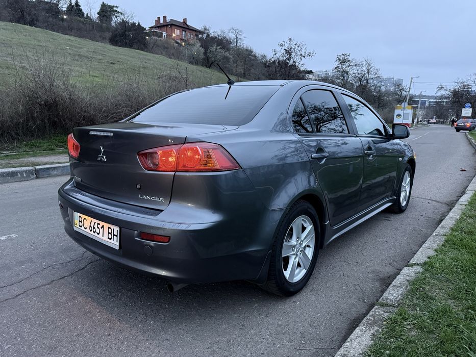 Продам Mitsubishi Lancer X