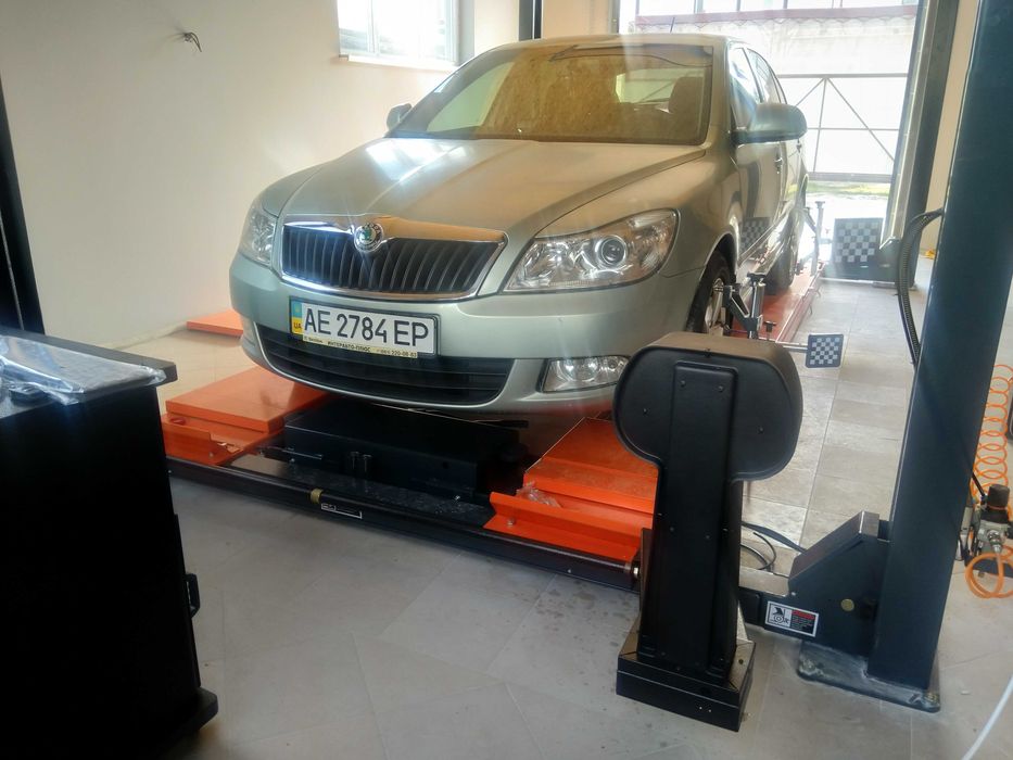 четырехстоичный подъемник для вашего развала-схождения