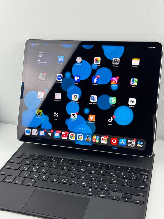 iPad Pro 12.9” (5ª geração, 2021, chip M1) – 256 GB