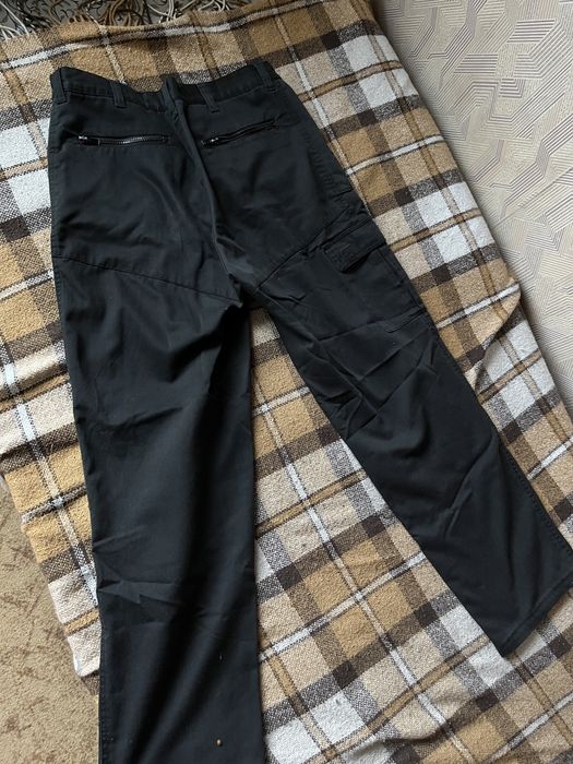 Чорні карго штани