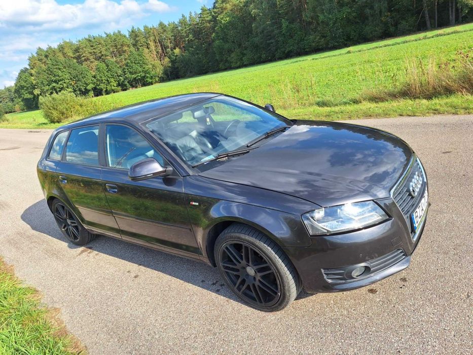 Audi A3 8P * 1.9 Tdi * SportBack * S-line * PoLift * Automat *