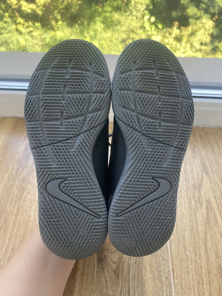 Футзалки Nike 32р 33 р