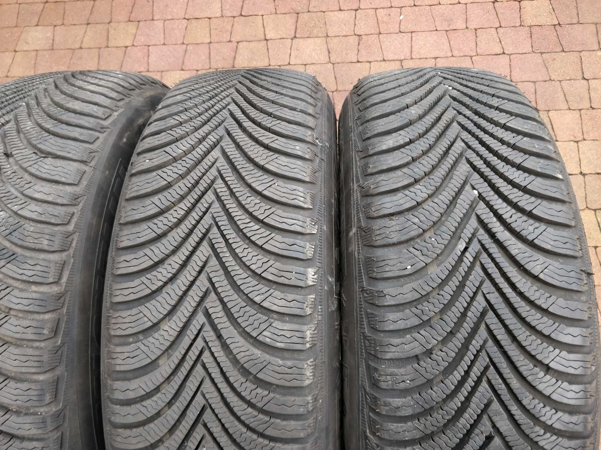 3296. Opony zimowe 215/65/17 Michelin 8mm 2022r cena za 4szt