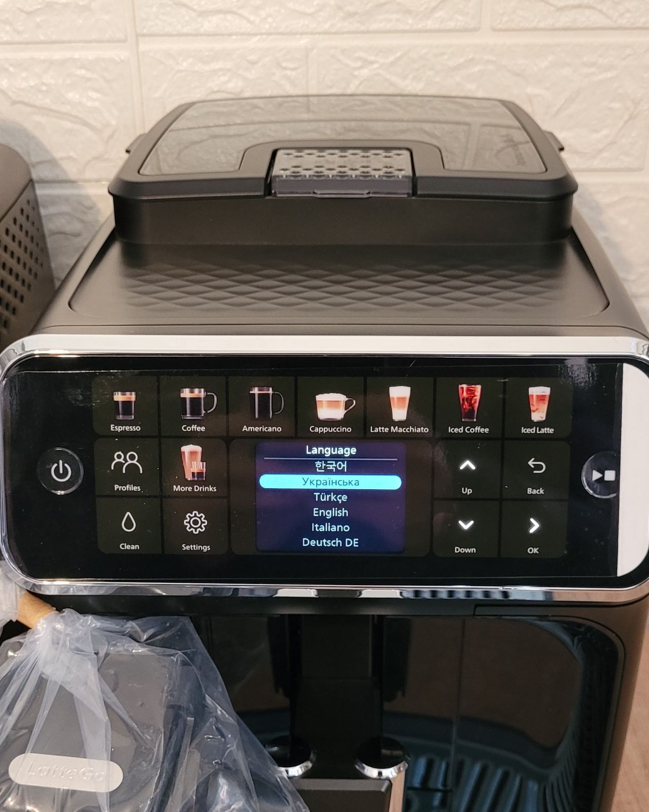 Кавомашина з холодними напоями Philips 5500 series
