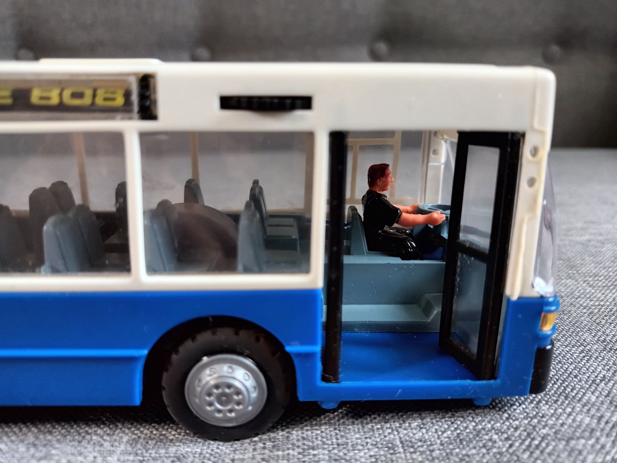 Autobus miejski Dickie Toys 50 cm