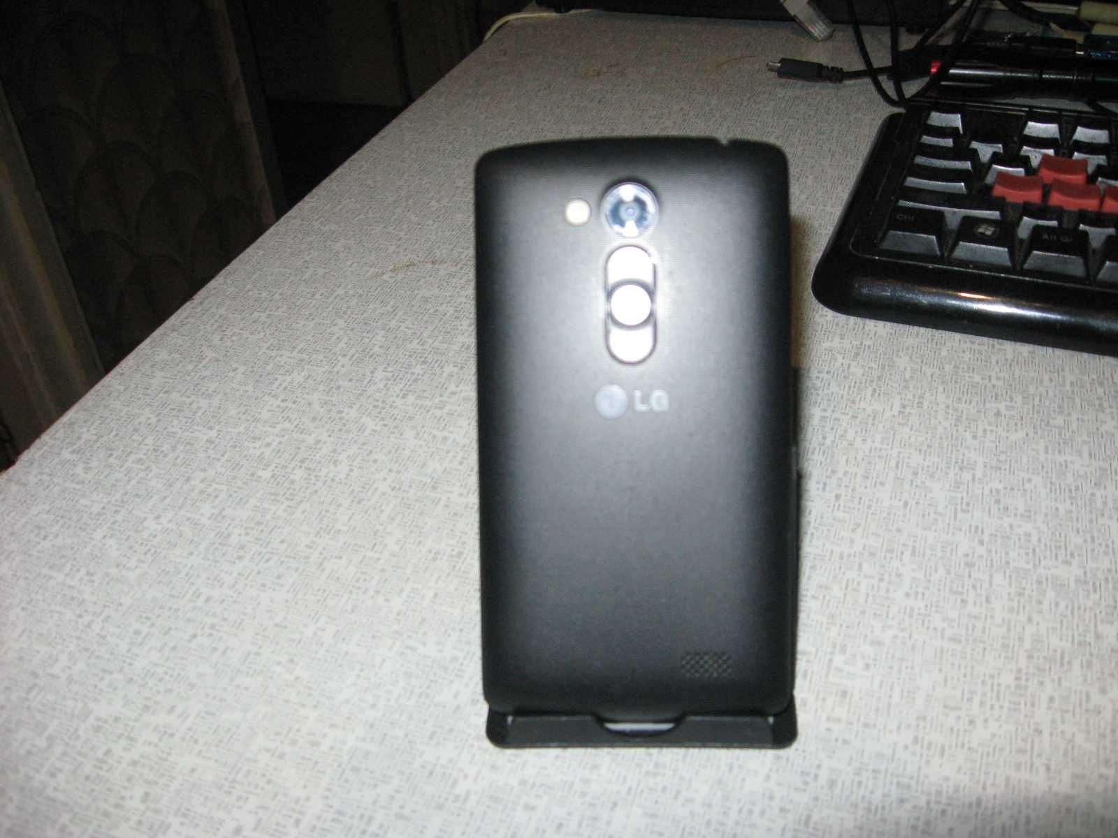 Мобильный LG D295