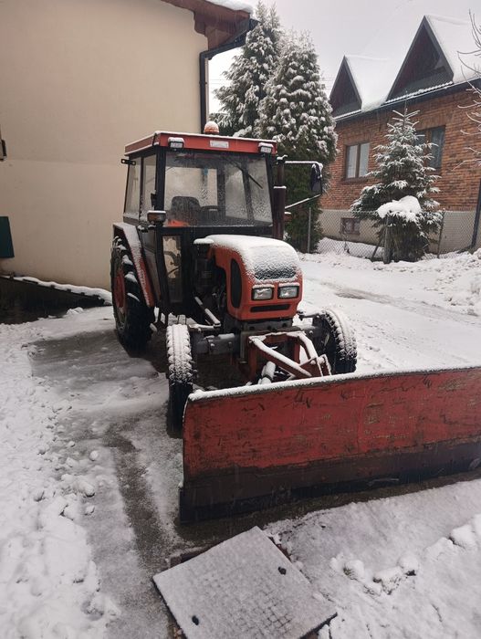 Ursus C-330 z pługiem wspomaganie