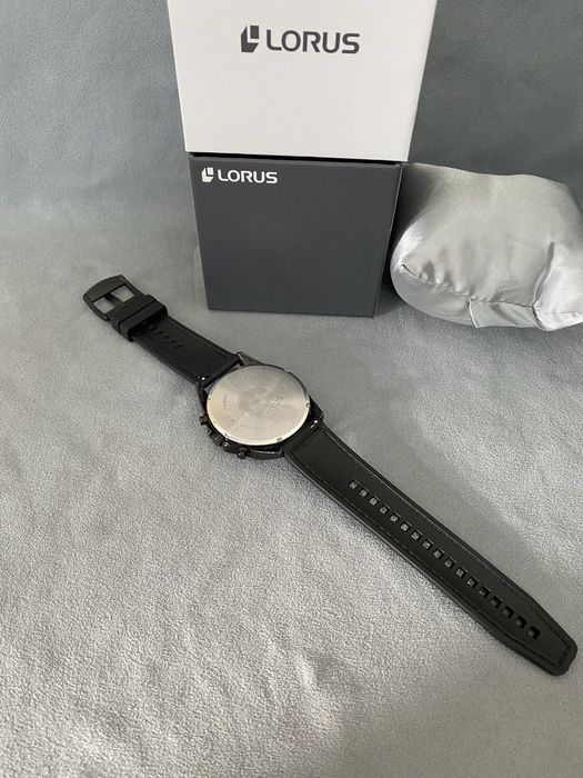 Zegarek męski Lorus Chronograph RT365CX9.