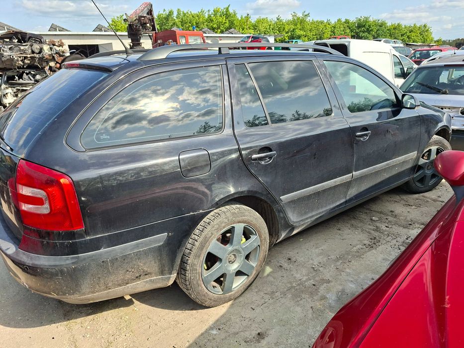 Skoda Octavia II na części