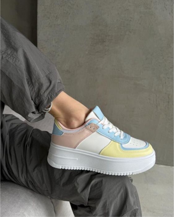 Кеди, кросівки, кріпери multicolor на платформі як Nike. 37, 37,5, 38