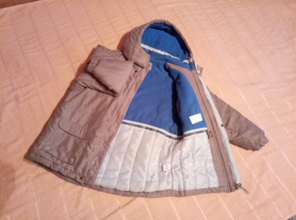 Продам детскую зимнюю курточку REBEL 7-8 лет, 128 рост.